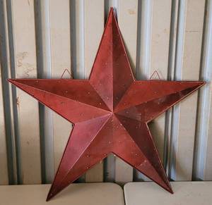 lot 2 image: LARGE LIGHTED METAL DECORATIVE STAR AS SHOWN. APPROX. 36 W x 33 H.