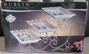 lot 13 image: DUBLIN CRYSTAL THREE-TIERED RECTANGLE SERVER IN BOX AS SHOWN.