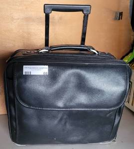lot 66 image: LAPTOP TRAVEL CASE AS SHOWN.