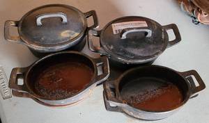 lot 72 image: SET OF MINI CAST IRON DISHES AS SHOWN.