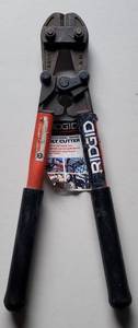 lot 92 image: RIDGID PROFESSIONAL GRADE BOLT CUTTER 14213 AS SHOWN.