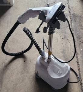 lot 96 image: HOME TOUCH STEAMER AS SHOWN.