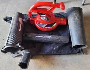 lot 110 image: HOMELITE BLOWER VAC 2 SPEED POWERFUL 220 MPH MODEL UT42120A WITH ACCESSORIES AND BAG AS SHOWN.