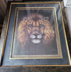 lot 137 image: LARGE LION THEMED WALL DECOR FRAME AS SHOWN. APPROX. 35 12 L x 41 12 H.