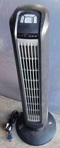 lot 172 image: LASKO MOVABLE AIR FAN MODEL 2108 AS SHOWN.