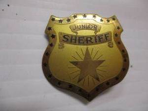 lot 77 image: Vintage Junior Sheriff Pinback Metal Badge