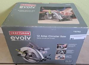 lot 3 image: CRAFTSMAN EVOLV 7 12 12 AMP CIRCULAR SAW AS SHOWN.