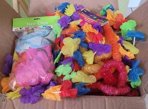 lot 14 image: BOX OF HAWAIIAN LUAU LEIS AS SHOWN.