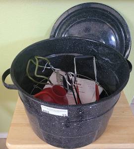lot 15 image: 8-PIECE CANNER KIT