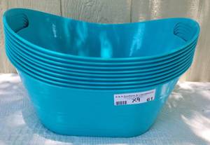 lot 61 image: MAINSTAYS PLASTIC OVAL STORAGE TUBS IN COLOR SHOWN. (SOLD 9 X THE MONEY)