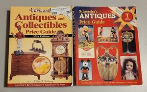 lot 76 image: LOT OF 2 ANTIQUES PRICE GUIDE BOOKS AS SHOWN. (SOLD 2 X THE MONEY)