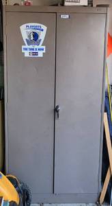 lot 116 image: LARGE METAL STORAGE CABINET AS SHOWN. CONTENTS NOT INCLUDED