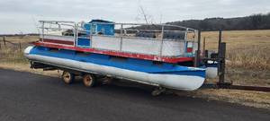 lot 17 image: 20 foot pontoon boat.&nbsp No title.&nbsp It was used as a stationary party barge
