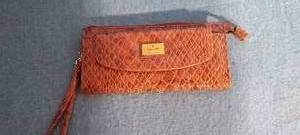 lot 31 image: new without tags Nicole hand bag