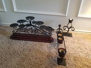 lot 113 image: Selection of candle holders -  DIFFERENT LOCATION - Pickup 011722