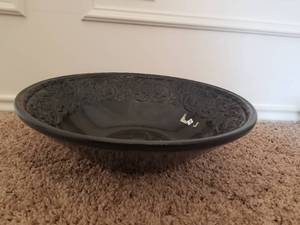 lot 116 image: Round ceramic bathroom sink - DIFFERENT LOCATION - Pickup 011722