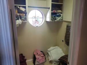 lot 147 image: Selection of Linens in hall closet -  DIFFERENT LOCATION - Pickup 011722