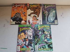 lot 42 image: Selection of 5 SuperGirl comics
