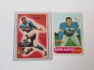 lot 67 image: Selection of 2 vintage football cards
