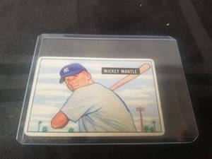 lot 58 image: Mickey Mantle - New York Yankees baseball card -