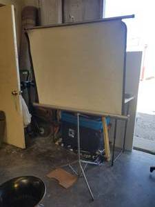 lot 81 image: Selection of 2 vintage projector screens