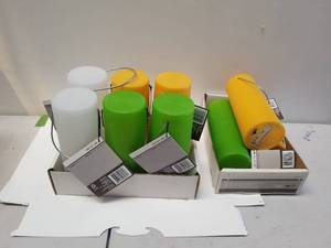 lot 268 image: Total of 18 outdoor flameless hanging candles LED light