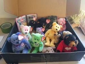 lot 179 image: Selection of Beanie babies