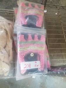lot 278 image: Selection of 10 pairs of bikers gloves