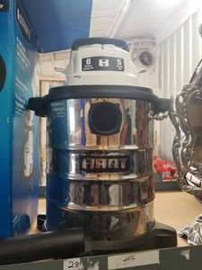 lot 345 image: Hart wetdry vacuum with extras