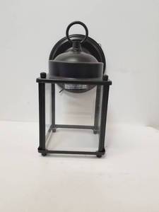 lot 355 image: Wall mounted lantern light fixture - total of 6