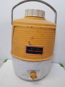 lot 344 image: # gallon cooler