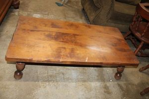 lot 10 image: Oak Coffee Table (4ft. x 2ft.)