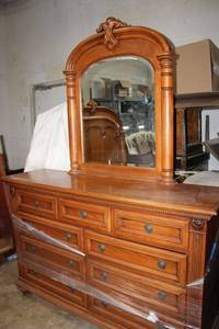 lot 3 image: Hooker Furniture Oak Dresser with Attached Mirror Matches Lot 7 and Lot 8)