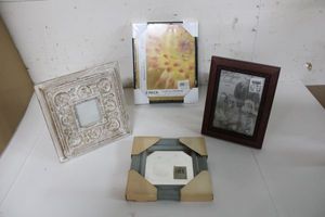 lot 128 image: Wood Photo Frames and Small Mirror, Various Sizes see pictures