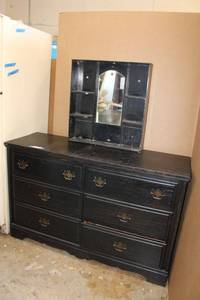 lot 34 image: Black Finish Wooden Dresser Plus Vintage Mirror with Black Finish (17 x 52 x 32)