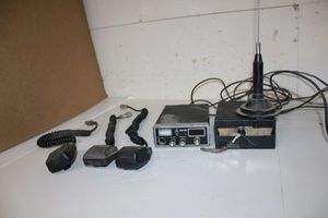 lot 102 image: CBs and Magnetic Antenna  -  Colt 210 Receiver, and Mecca Receiver, 3 mics