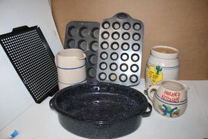 lot 115 image: Kitchen Lot Muffin Pans, Roasting Pan and Marshall Pottery Jars