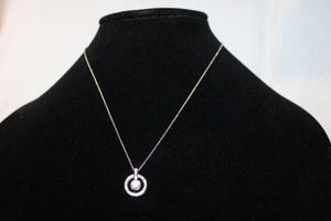 lot 186 image: Fashion Jewelry Ouxi Necklace with Swarovski crystals on Dancing Pendant