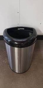 lot 32 image: NINESTARS OTT-50-19BK Open Top 13 Gallon D-Shaped Stainelss Steel Trash Can