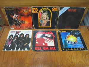 lot 21 image: 6 VINYL 33s, HEAVY METAL LOT, OZZIE OSBORNE, KISS, METALLICA, MOTLEY CRUE, DEF LEPPARD, PREVIEW RECOMMENDED