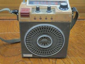 lot 57 image: VINTAGE AMFM 8 TRACK PLAYER, PREVIEW RECOMMENDED