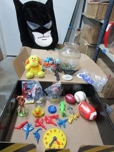 lot 70 image: VINTAGE TOYS, SUNGLASSES, OVERSIZED BATMAN MASK