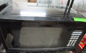 lot 74 image: MICROWAVE