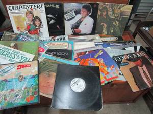 lot 83 image: VINTAGE VINYL RECORD LOT- MICHAEL JACKSON THRILLER, THE CARPENTERS, ELTON JOHN, EAGLES GREATEST HITS, CARLEY SIMON, AND MORE