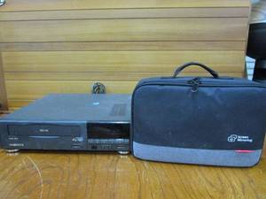 lot 94 image: VCR, PROJECTOR