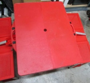 lot 133 image: FOLDING PICNIC TABLE W 2 BENCH SEATS, LOCKS CLOSED WHEN FOLDED FOR EASY CARRYING, SAME MEASURMENTS AS LOT #135