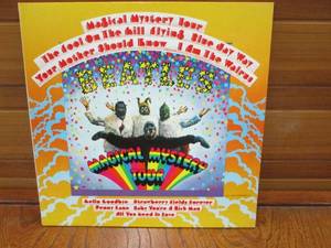 lot 143 image: THE BEATLES 1967 MAGICAL MYSTERY TOUR, SMAL 2835, CAPITOL RECORDS, COVER VG, VINYL NM