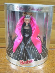 lot 168 image: VINTAGE 1998 HAPPY HOLIDAYS BARBIE SPECIAL EDITION BY MATTEL.