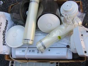 lot 10 image: Food Saver V2420 all parts & paperwork appear to be included