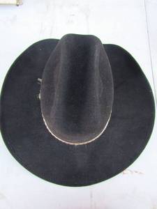 lot 24 image: BLACK WESTERN HAT - PIGALLE AT BIZ